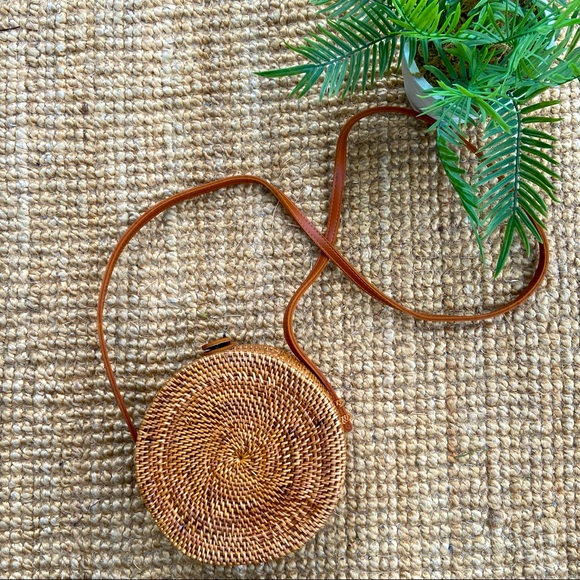 None Handbags - Rattan bag